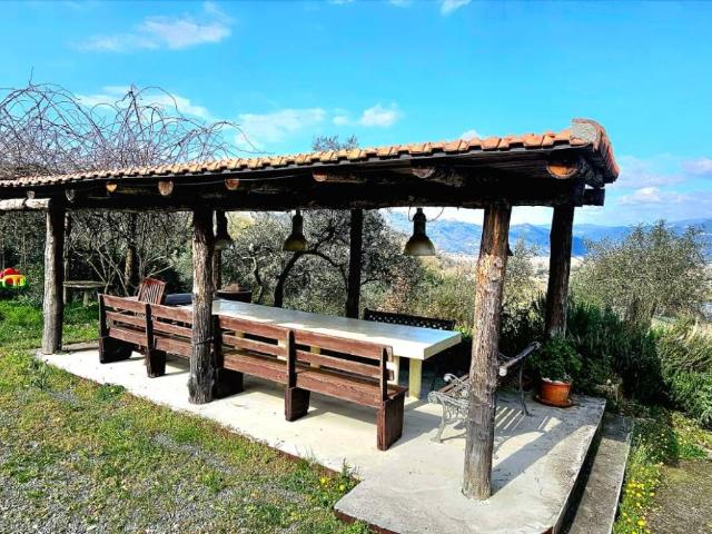 Rustico in vendita a Vezzano Superiore, Vezzano Ligure