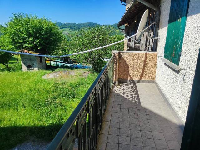 Villa Indipendente in vendita a Colline Matildiche, Re