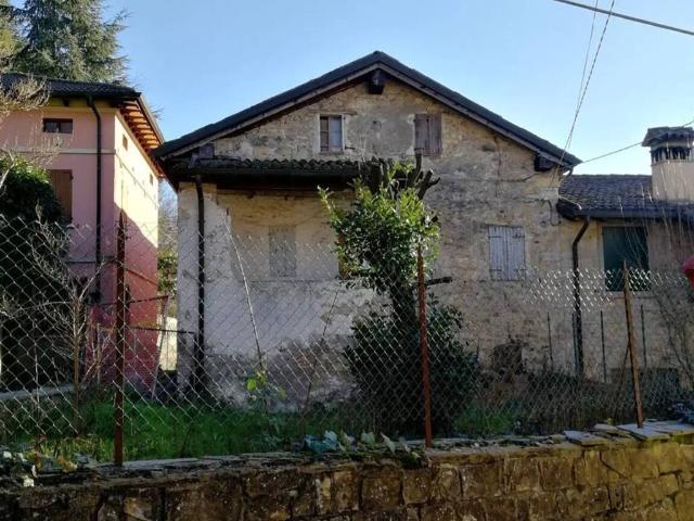 Rustico in vendita a Colline Matildiche, Re