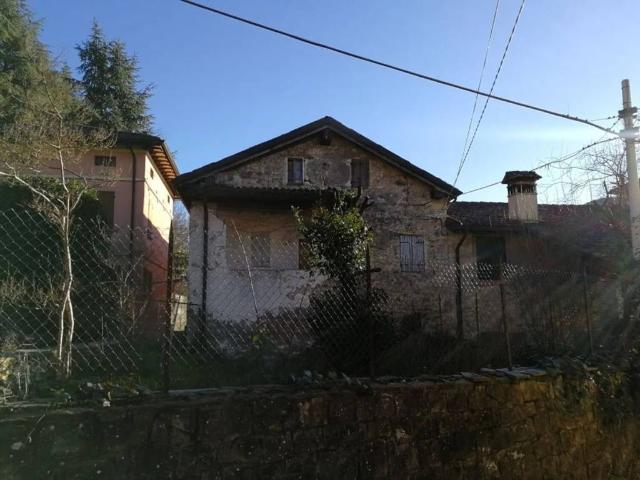 Rustico in vendita a Colline Matildiche, Re