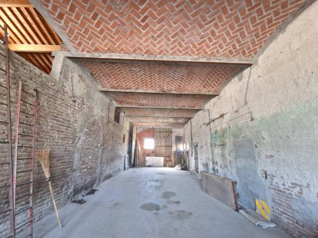 Rustico in vendita a Viadana, Lombardia