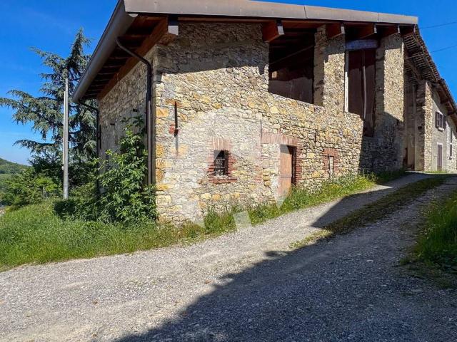 Rustico in vendita a Tresinaro - Secchia, Re