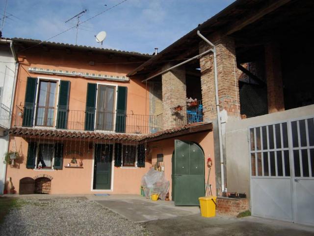 Rustico in vendita a Piemonte, Asti