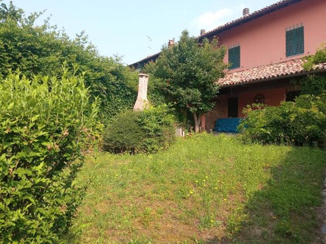 Rustico in vendita a Piemonte, Asti