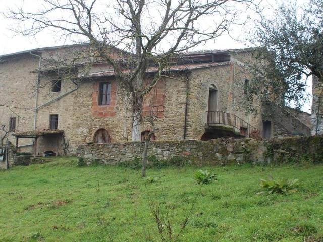 Rustico in vendita a Vicchio, Toscana