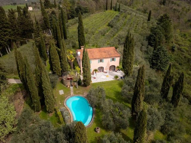 Rustico in vendita a Vicchio, Toscana