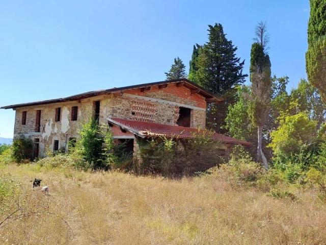 Rustico in vendita a Vicchio, Toscana