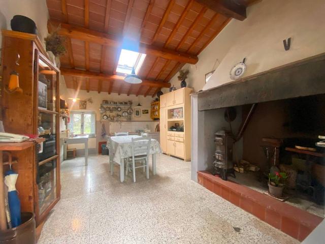 Rustico in vendita a Paterno, Vicchio