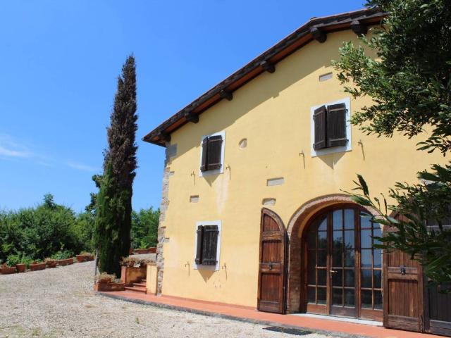 Rustico in vendita a Vicchio, Toscana
