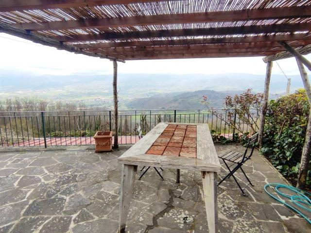 Rustico in vendita a Vicchio, Toscana