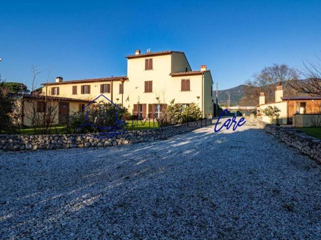 Rustico in vendita a San Giovannialla Vena, Toscana