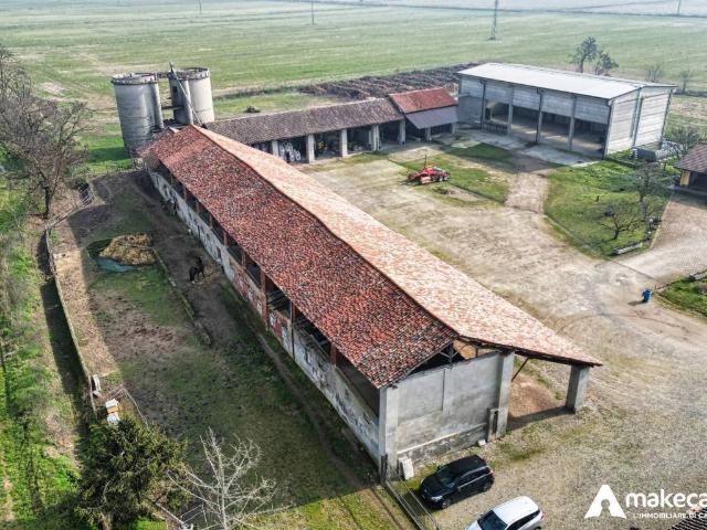 Rustico in vendita a Cascina Canali, Vidigulfo