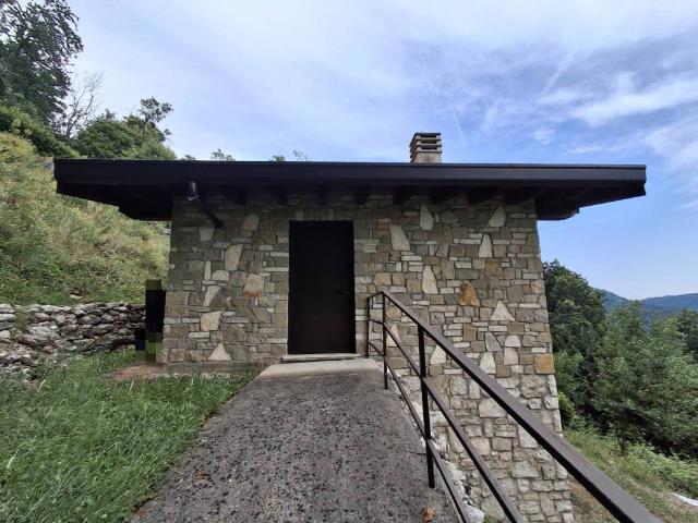 Rustico in vendita a Vigano San Martino, Lombardia