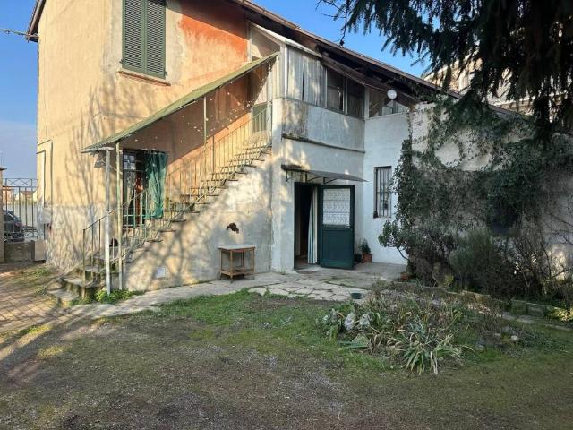 Rustico in vendita a Cascina Badalla, Vigevano