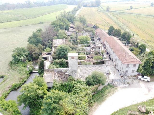 Rustico in vendita a Vigevano, Lombardia