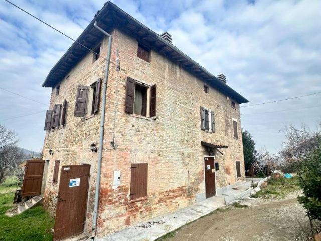 Rustico in vendita a Unione di comuni Terre di Castelli, Vignola