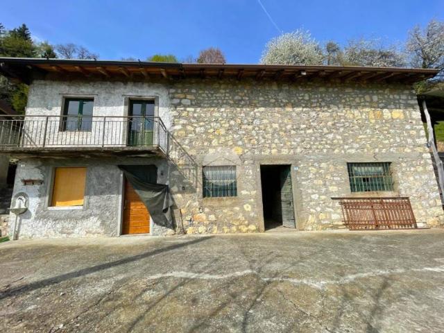 Rustico in vendita a Vigolo, Lombardia