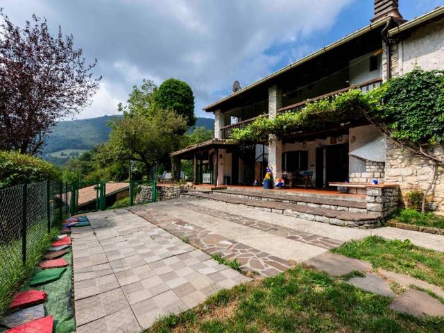 Rustico in vendita a Vigolo, Lombardia