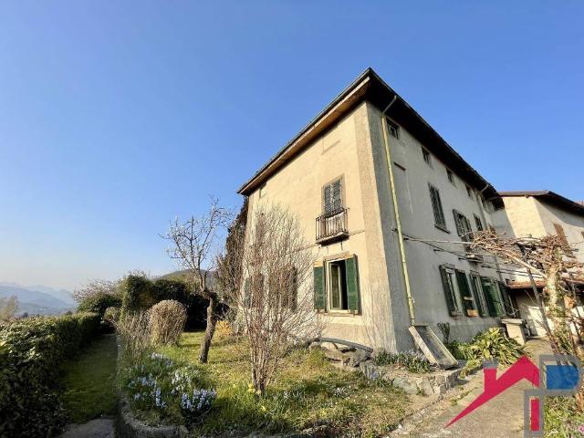 Rustico in vendita a Villa D'adda, Lombardia