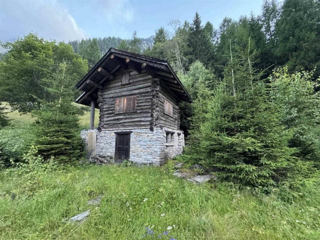 Rustico in vendita a Comunità montana della Valchiavenna, Villa Di Chiavenna
