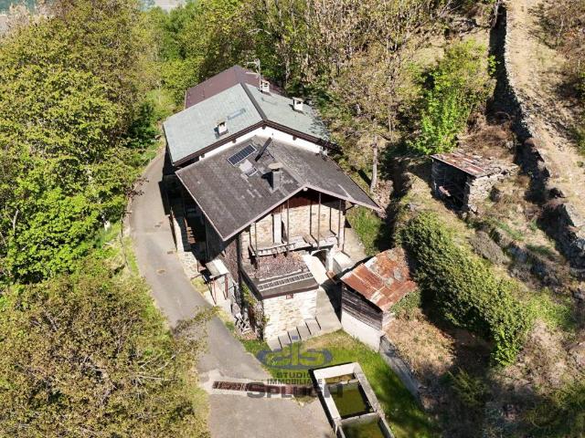 Rustico in vendita a Villa Di Tirano, Lombardia