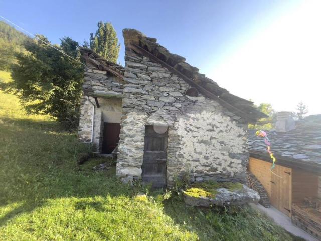 Rustico in vendita a Villa Di Tirano, Lombardia