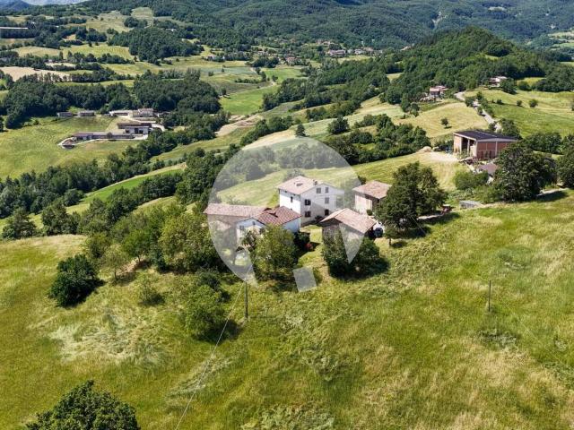 Rustico in vendita a Appennino Reggiano, Re