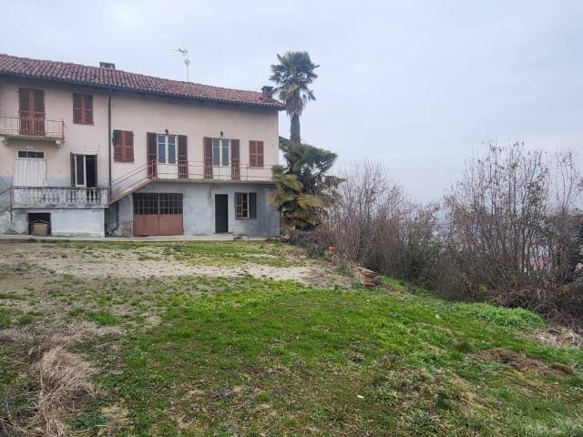 Rustico in vendita a Piemonte, Asti