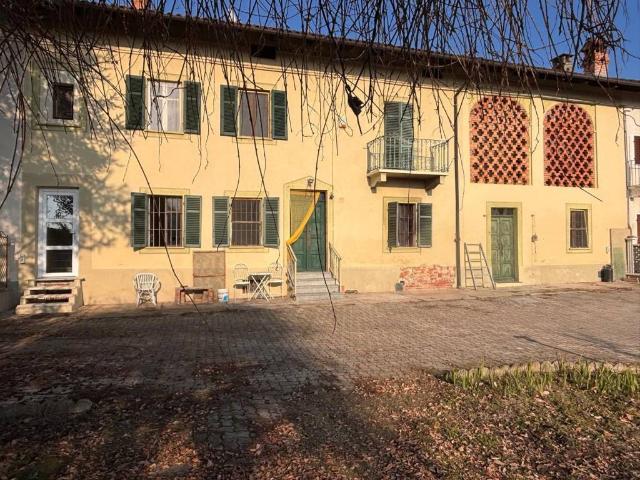 Rustico in vendita a Piemonte, Asti