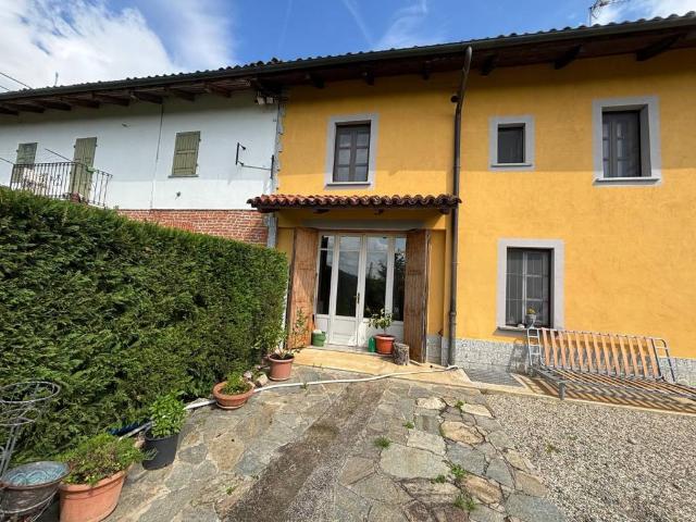 Rustico in vendita a Villafranca d'Asti, Asti