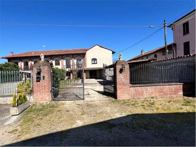 Rustico in vendita a Piemonte, Asti