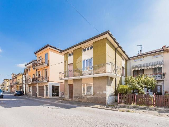 Rustico in vendita a Villafranca Di Verona, Veneto