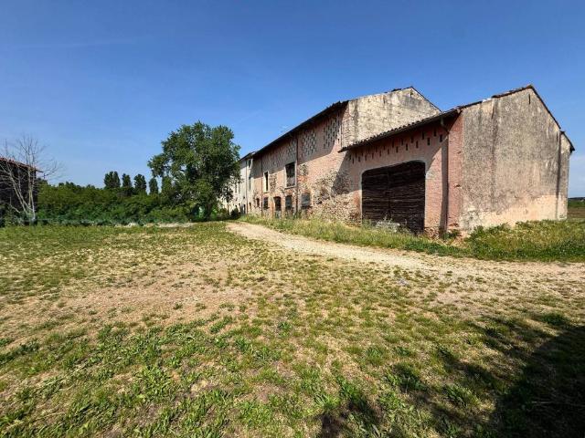 Rustico in vendita a Brocciolo, Villafranca Di Verona