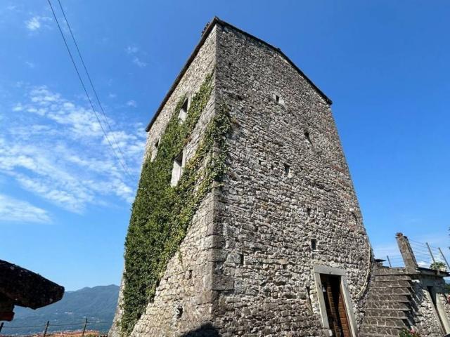 Rustico in vendita a Unione di comuni Montana Lunigiana, Villafranca In Lunigiana