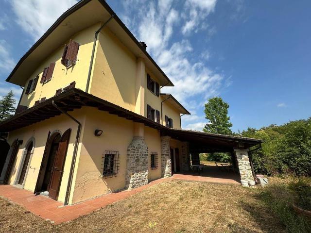 Rustico in vendita a Unione di comuni Montana Lunigiana, Villafranca In Lunigiana