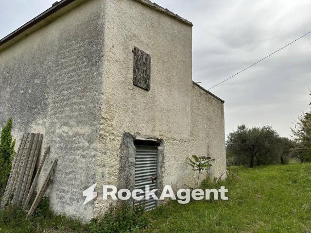 Rustico in vendita a Villamagna, Abruzzo