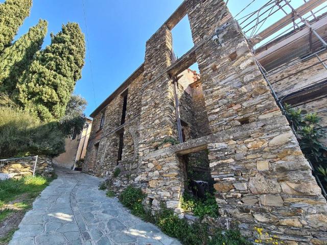 Rustico in vendita a Villanova D'albenga, Liguria