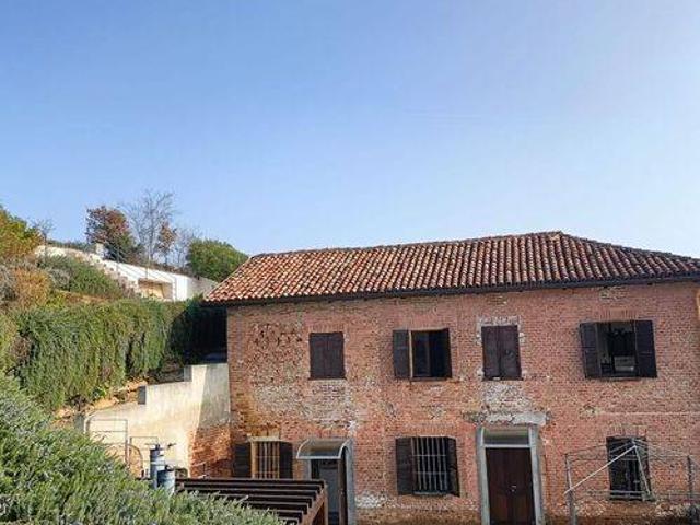 Rustico in vendita a Piemonte, Asti