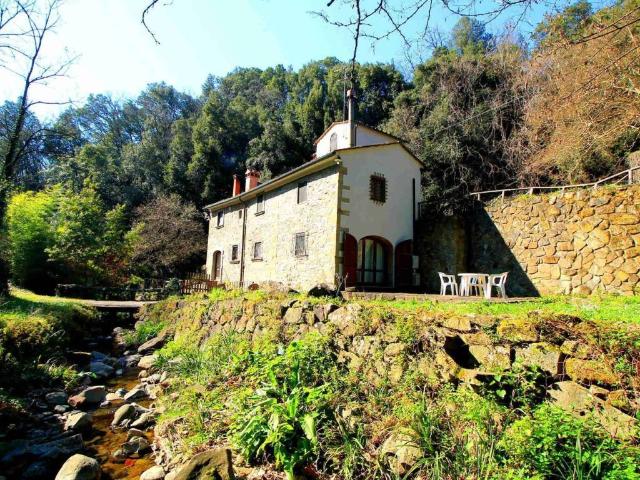 Rustico in vendita a Unione dei Comuni Circondario dell'Empolese Valdelsa, Vinci