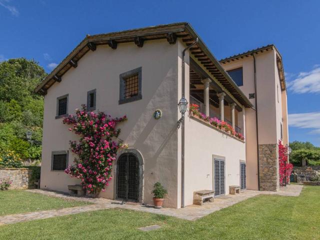 Rustico in vendita a Locanda Teverina, Viterbo