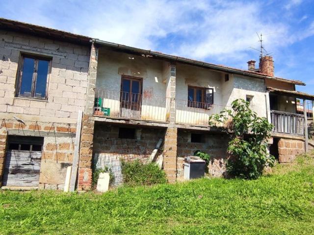 Rustico in vendita a Viterbo, Lazio