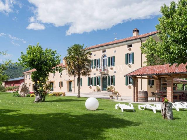 Rustico in vendita a Vittorio Veneto, Veneto
