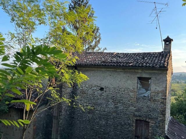 Rustico in vendita a Vittorio Veneto, Veneto
