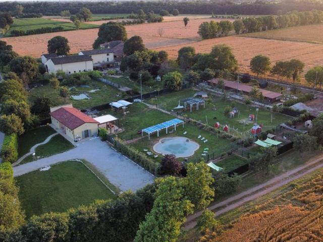 Rustico in vendita a Volta Mantovana, Lombardia