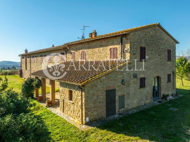 Rustico in vendita a Volterra, Toscana