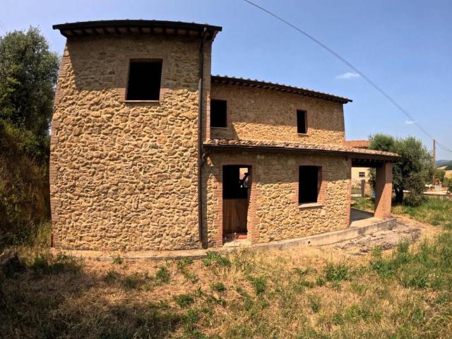 Rustico in vendita a Volterra, Toscana