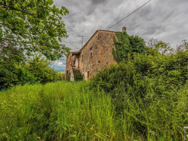 Rustico in vendita a Volterra, Toscana