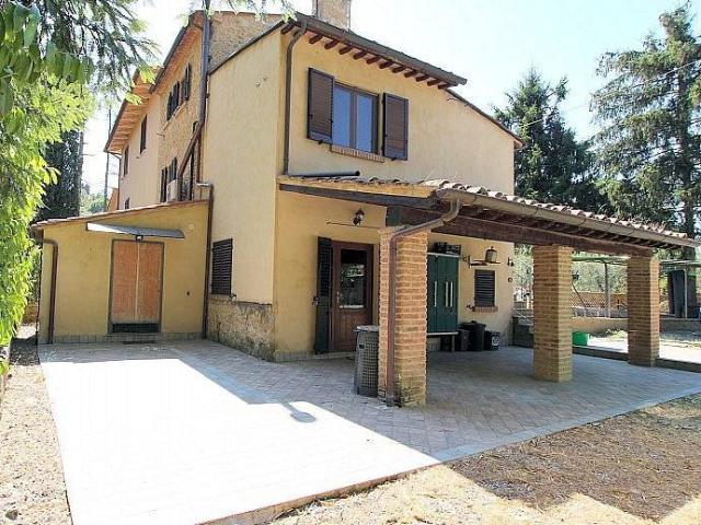 Rustico in vendita a Volterra, Toscana