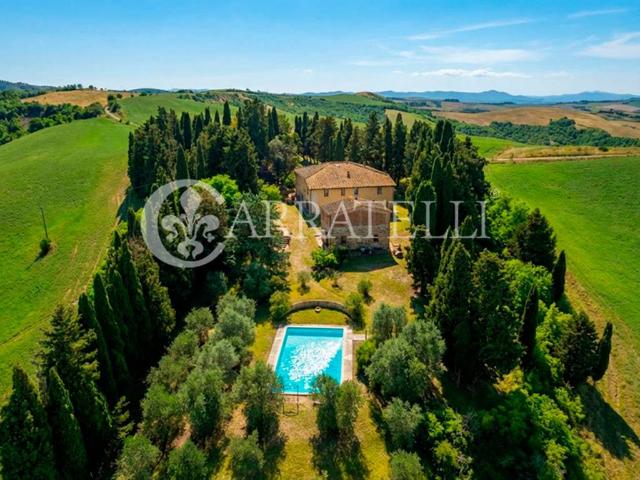 Rustico in vendita a Volterra, Toscana