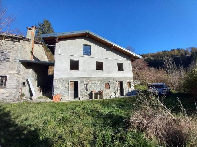 Rustico in vendita a Zelbio, Lombardia